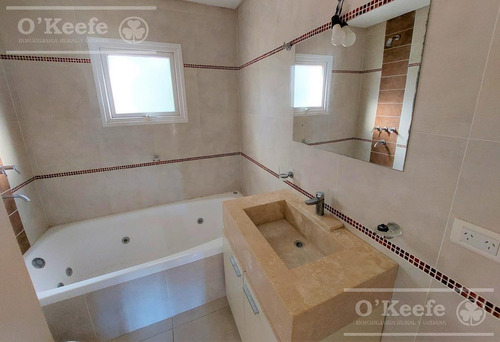 Imagen 18 de 30 de Casa En Venta De 5 Ambientes Con Parque Y Cochera En Fincas De Hudson