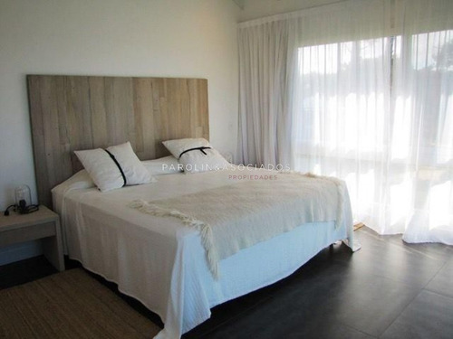 Venta De Casa 5 Dormitorios En Jos? Ignacio, Punta Del Este -ref:320