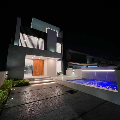 Moderna Casa Casa Bote B A Estrenar