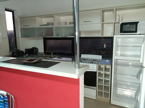 Imagen 12 de 16 de Alquilo Dptos De Dos Dormitorios, Cocina Comedor, 1 Baño.