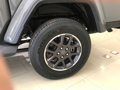 Imagen 17 de 25 de Jeep Gladiator 4x4 H