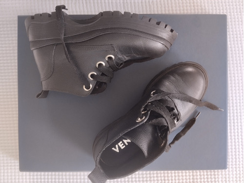 Botas De Cuero Venet Talle 36 