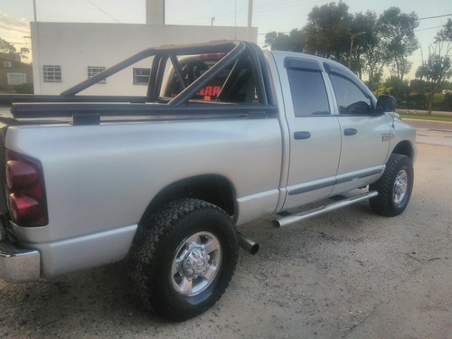 Dodge Ram 2010 5.9 2500 Laramie Quadcab 4x4
