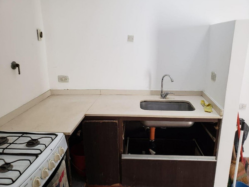 Leiva 3900.tres Ambientes Con Terraza Y Patio En Chacarita