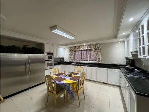 Casa Amoblada En Arriendo Poblado San Lucas