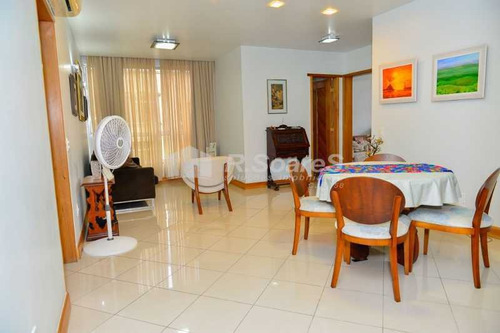 Imagem 1 de 15 de Apartamento De 3 Quartos Em Copacabana, Tonelero - Baap30045