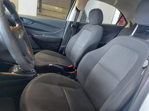 Chevrolet Onix 1.0 Joy 5p