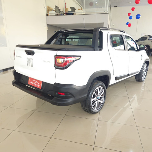 Fiat Strada 1.3 Volcano Cab. Dupla 16v Flex 4p