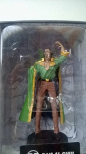 Figura Ras Al Ghul Resina De Acero Coleccion Dc Comics