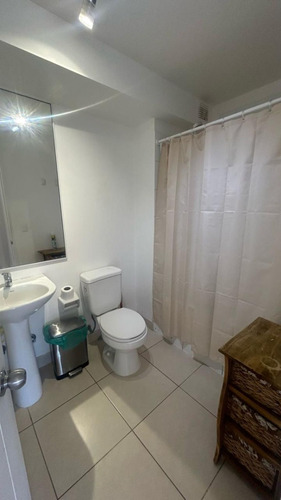 Depto Amplio En Lomas Uno, Amoblado , 2 Dormitorios , 1 Baño