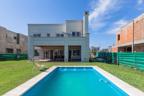 Imagen 7 de 30 de Casa En Venta En Barrio Puertos De Escobar - Maroto Propiedades