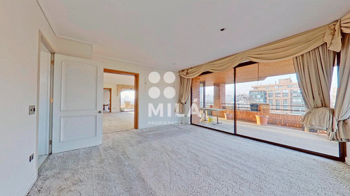 Elegante Y Exclusivo 1 Depto Por Piso, Vistas, 3 Est + B