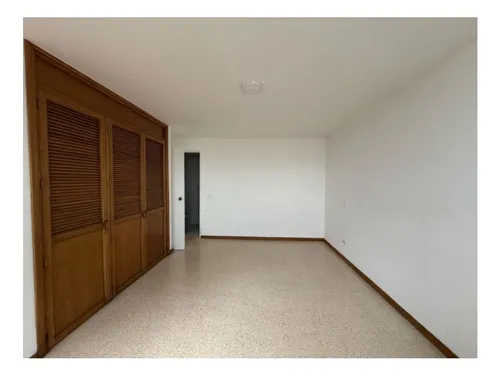 Rhbr-14412 (apartaestudio) Piso 6 (medellin, Poblado)