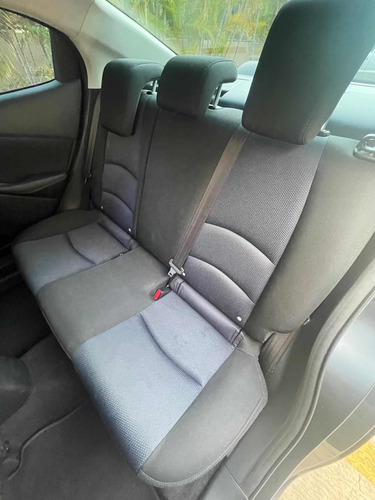 Imagen 8 de 10 de Toyota Yaris
