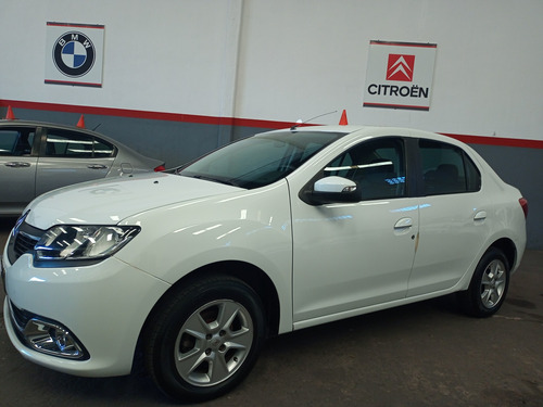 Renault Logan 1.6 Privilege Plus // Anticipo $510000
