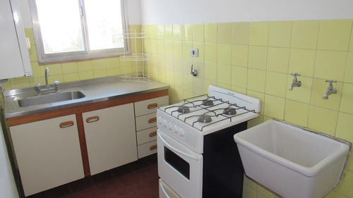 Imagen 4 de 11 de Departamento De 1 Dormitorio En La Plata Calle 56 E/ 9 Y 10 - Dacal Bienes Raíces