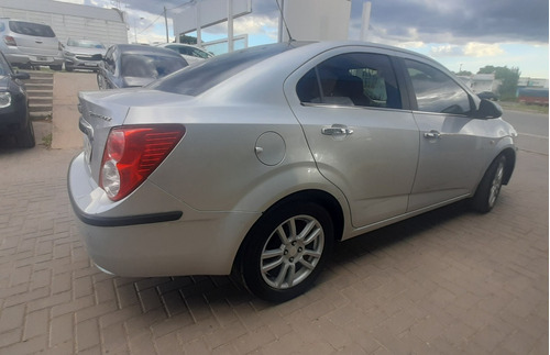 Imagen 3 de 12 de Chevrolet Sonic Ltz Mt 4p Cc