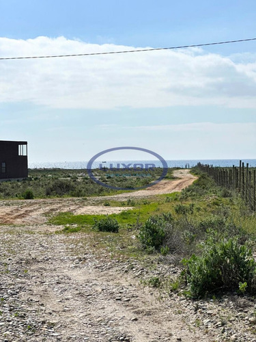 A Muy Buen Precio, A Pasos De La Playa, Parcela En Tongoy.