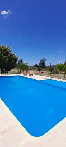 Cabañas Pawelko - Piscina - Paisaje De Montaña - San Rafael, Mendoza