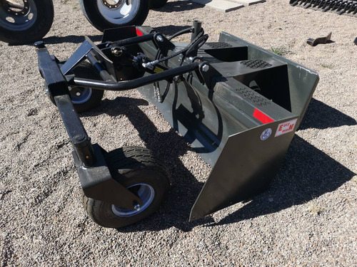 Aditamento Pala Niveladora Para Minicargador Bobcat Caterpi