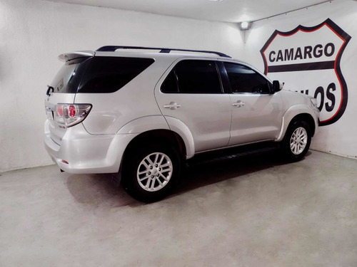 Imagem 3 de 9 de Toyota Hilux 2014 3.0 Srv Cab. Dupla 4x4 Aut. 4p