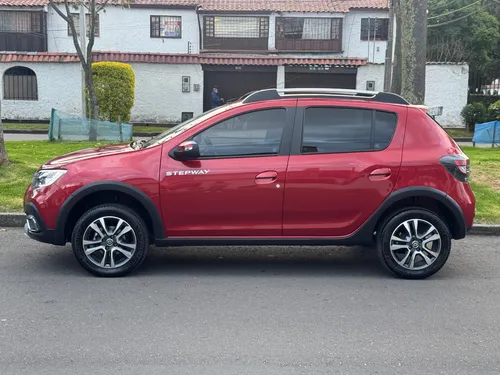 Renault Stepway 1.6 Dynamique / Intens Automática