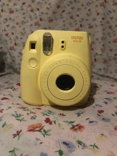 Instant Camera- Instax Mini 8 Fujifilm