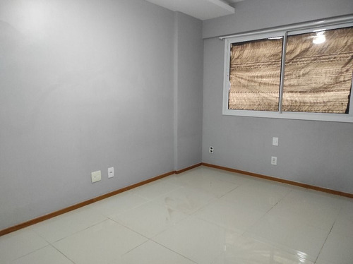 Imagem 9 de 15 de Apartamento Em Camboinhas, Niterói/rj De 132m² 4 Quartos À Venda Por R$ 1.200.000,00 - Ap995934-s
