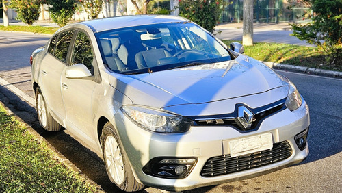 Renault Fluence 2.0 Dynamique Plus X-tronic Hi-flex 4p