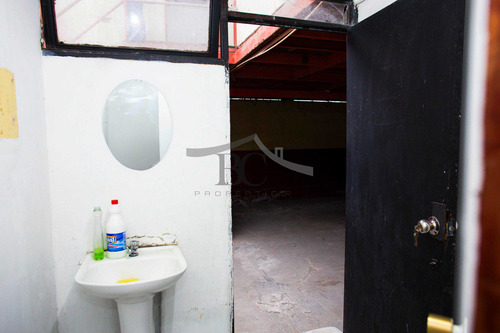 Se Arrienda Galpón De 326 M². (109591)