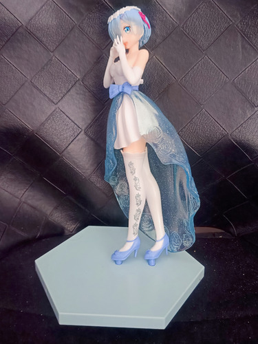 Figura Animé / Rem Zero Rem / Vestido Transparente & Blanco (Usado)