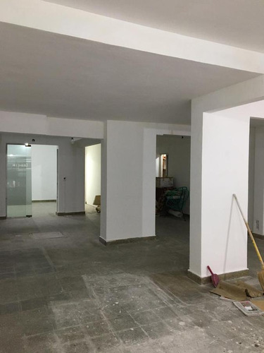 Imagen 10 de 20 de Alquiler Belgrano Local 93 M2 Arcos Y Monroe Salon Oficina Y Bano