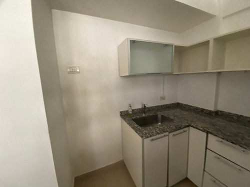 Monoamb. En Alquiler A/prof. En Recoleta C/balcón