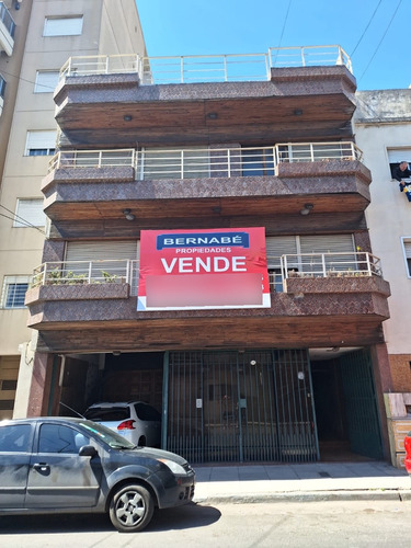 Venta Local Dos Departamento Cocheras San Martin