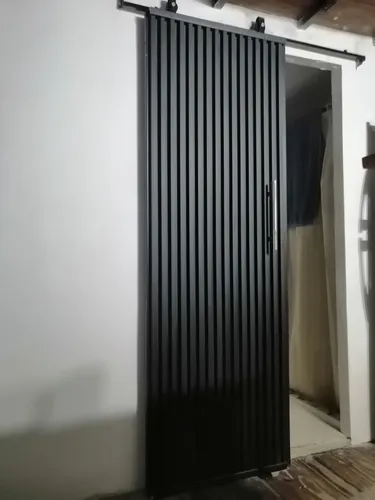 Puerta Corrediza A Medida Negro