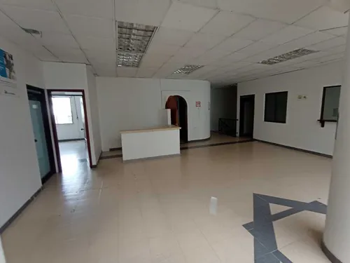 Local En Arriendo En Sector Av 30 De Agosto/pereira (48518).