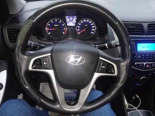 Hyundai Accent 1.6l 5 p