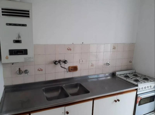 Imagen 4 de 7 de Se Vende, Departamento De 1 Dormitorio, Amplio. Zona Centro.