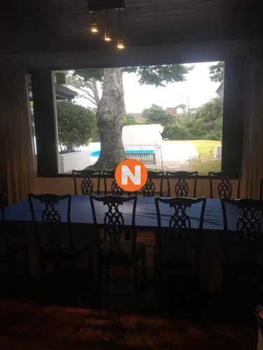 Residencia En Venta A Metros Del Mar En Solanas
