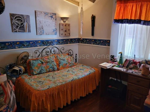Imagen 15 de 18 de Mayerling Gonzalez Bm Vende Casa En Santa Ines Mls #22-28796