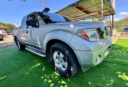 2007 Nisan Frontier Sv Limpia