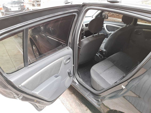 Renault Sandero 2010 1.0 16v Authentique Hi-flex 5p