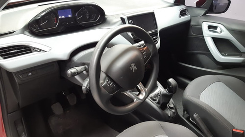 208 Allure Con Techo Y Nav 2015