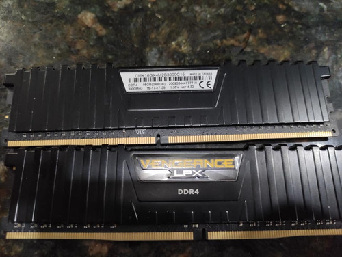 Memoria Ram Ddr4 Corsair 3000hz