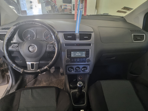 Volkswagen Suran 1.6 Highline 101cv