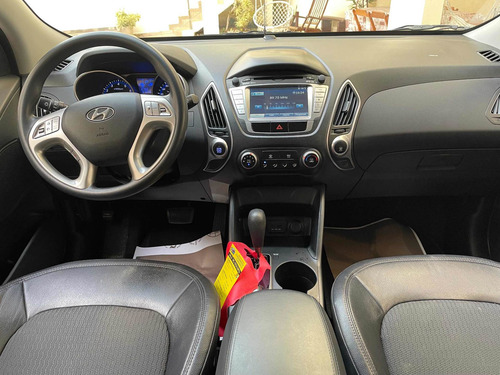 Imagem 8 de 10 de Hyundai Ix35 2015 2.0 Gls 2wd Flex Aut. 5p