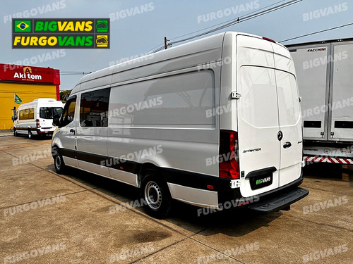 Mercedes-Benz Sprinter Furgão 2.2 314 Street Cdi Longo Teto Alto 10,5m3 5p 6 marchas