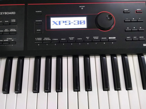 Teclado Sintetizador Profissional 61 Teclas Roland Xps-30 Preto Midi Usb