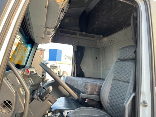 Imagem 21 de 25 de Iveco Stralis 480 6x4 Ano 2013