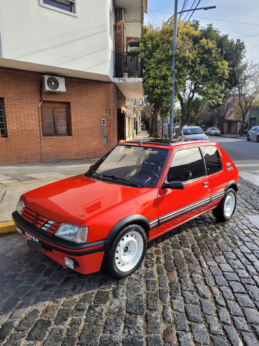Peugeot 205